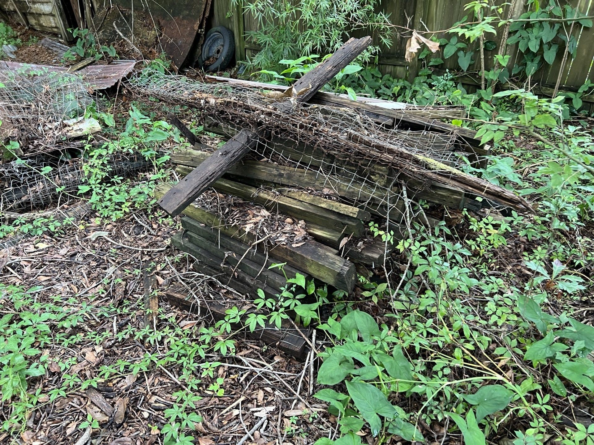 Yard Waste Removal Service in Spring Hill, FL - We Pick Up