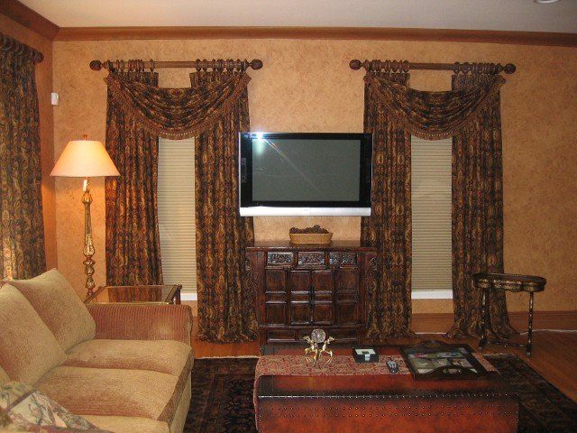 Lavish Living Room - Blauvelt Wallcoverings in Blauvelt, NY