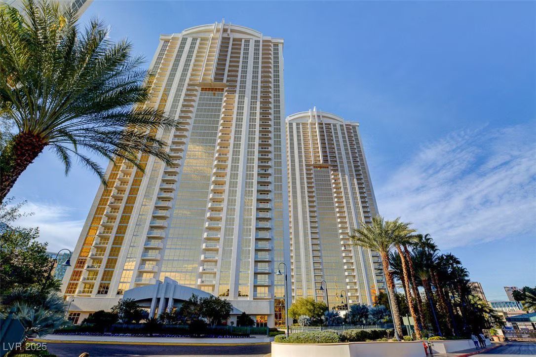 MGM Grand Signature