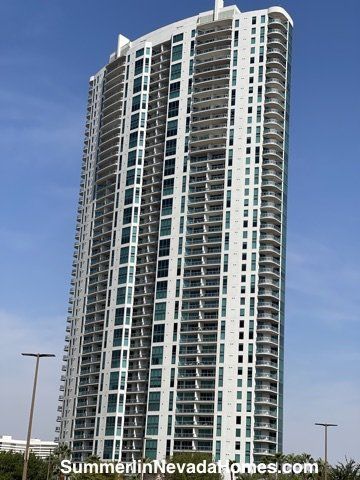 Turnberry Towers Condos