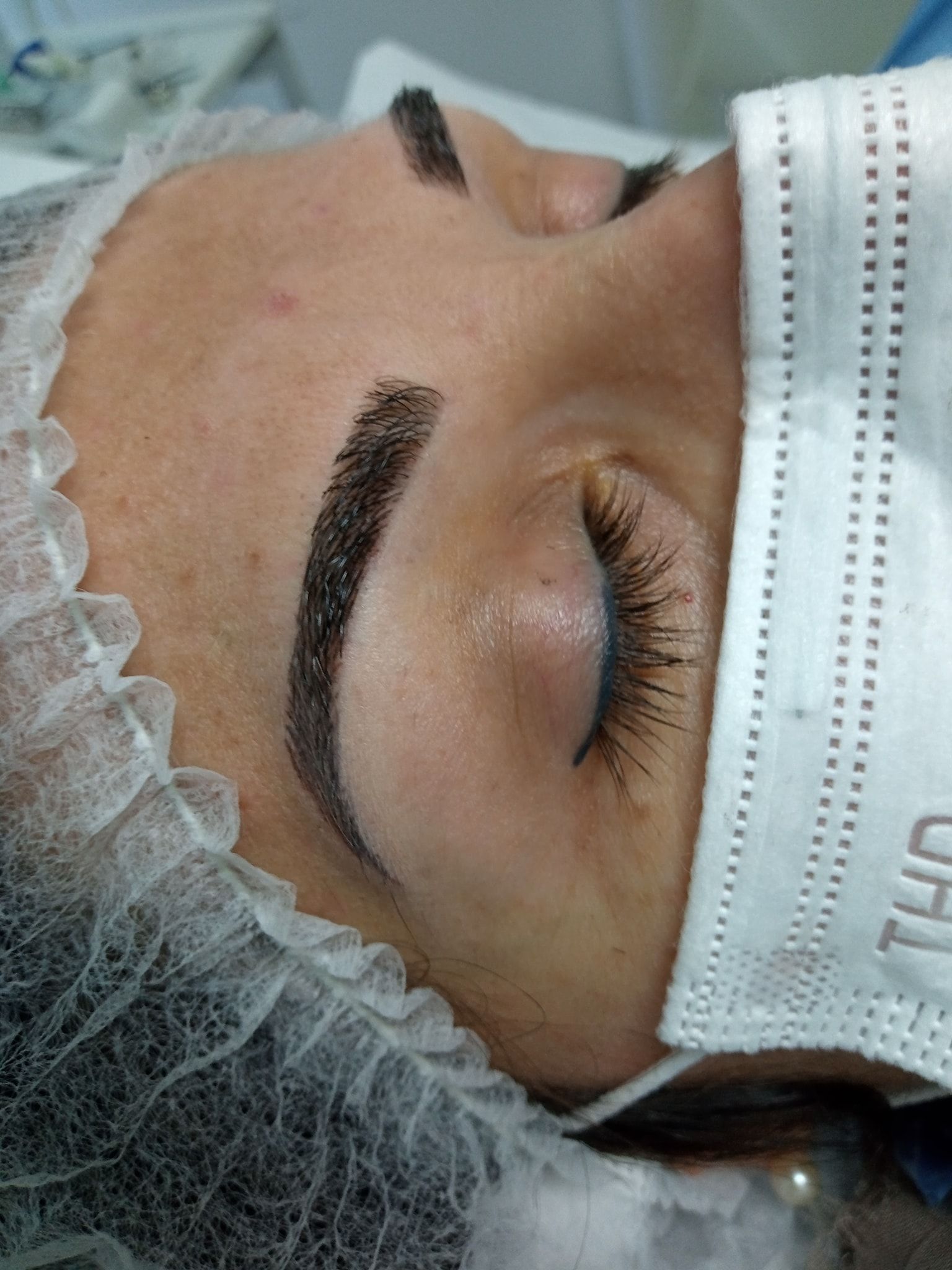 disegno sopracciglia