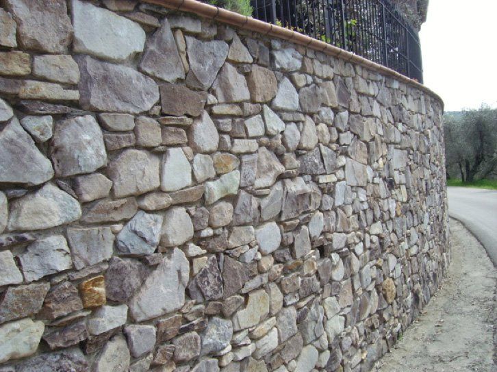 Muro in pietra