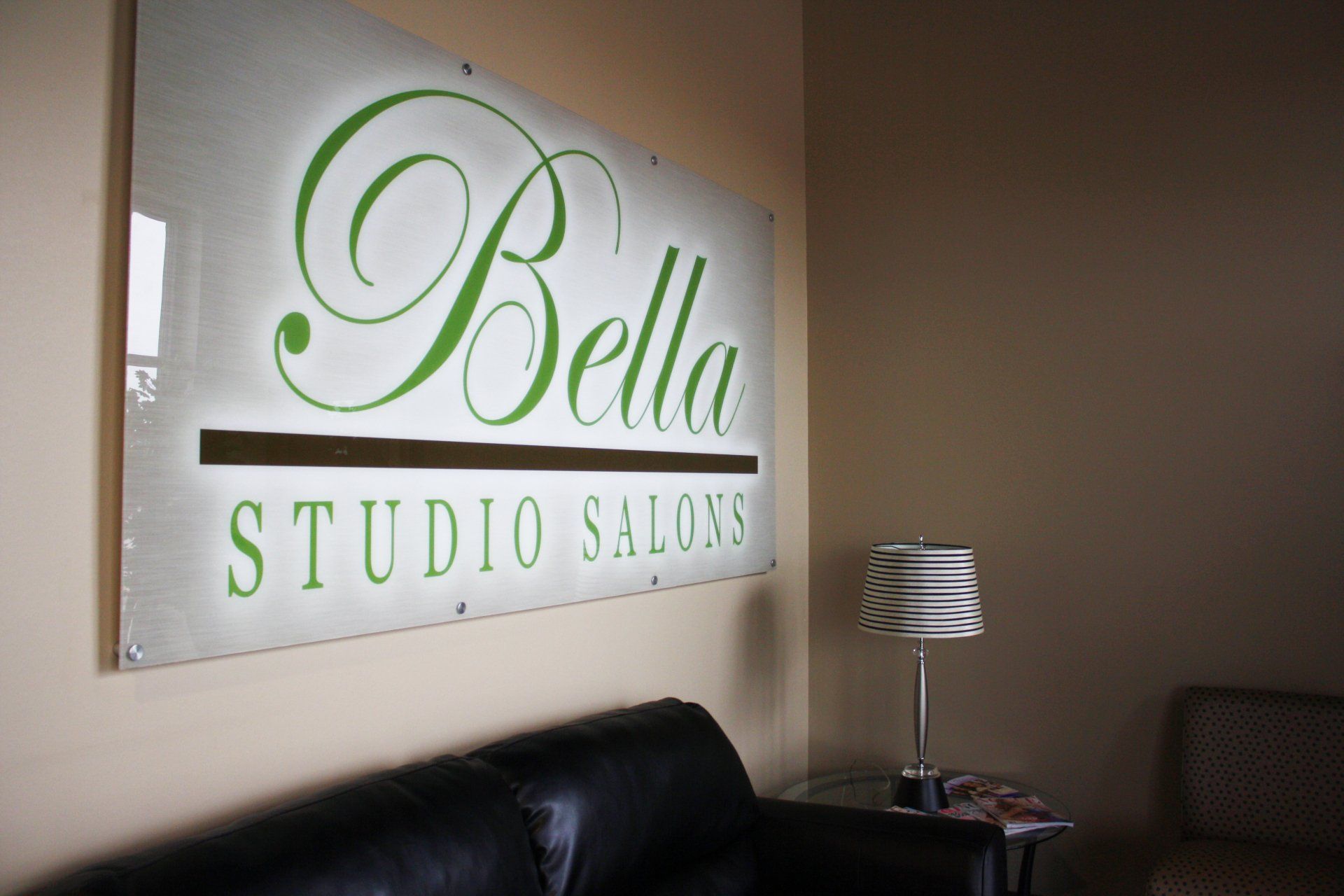 Bella Studio Salons - Wichita