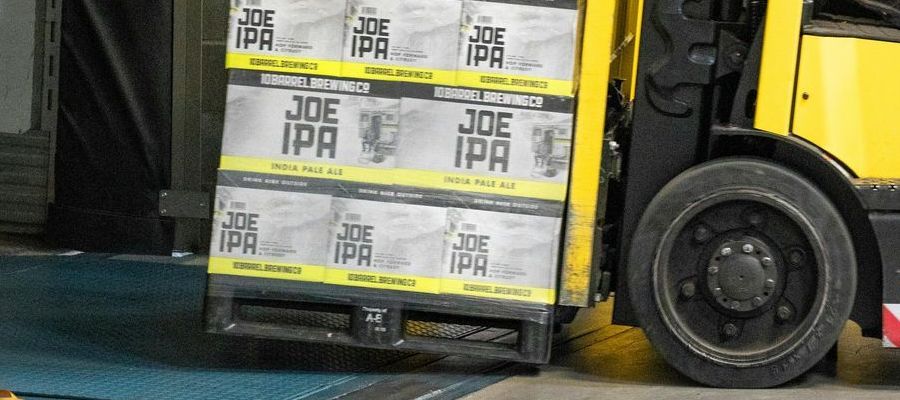 Why Warehouses and Industrial Spaces Need Commercial Cleaning