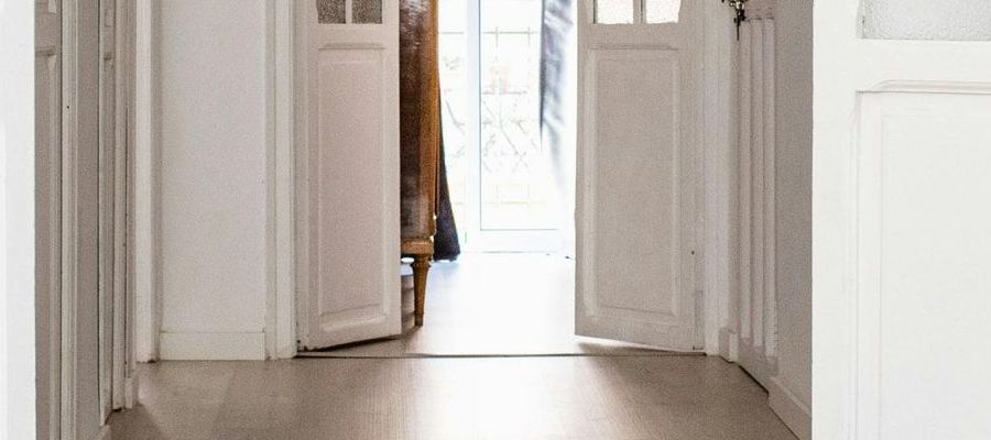 Vinyl vs. LVP: Do They Need Different Cleaning Approaches?