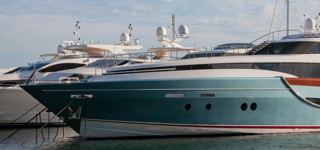 Seasonal Boat Cleaning: What to Do Before and After Storage