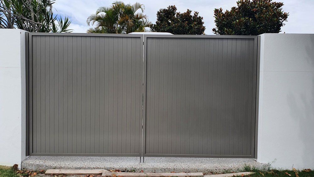 Aluminum Gates Closed — Aluminium Gates in Burleigh Head, QLD