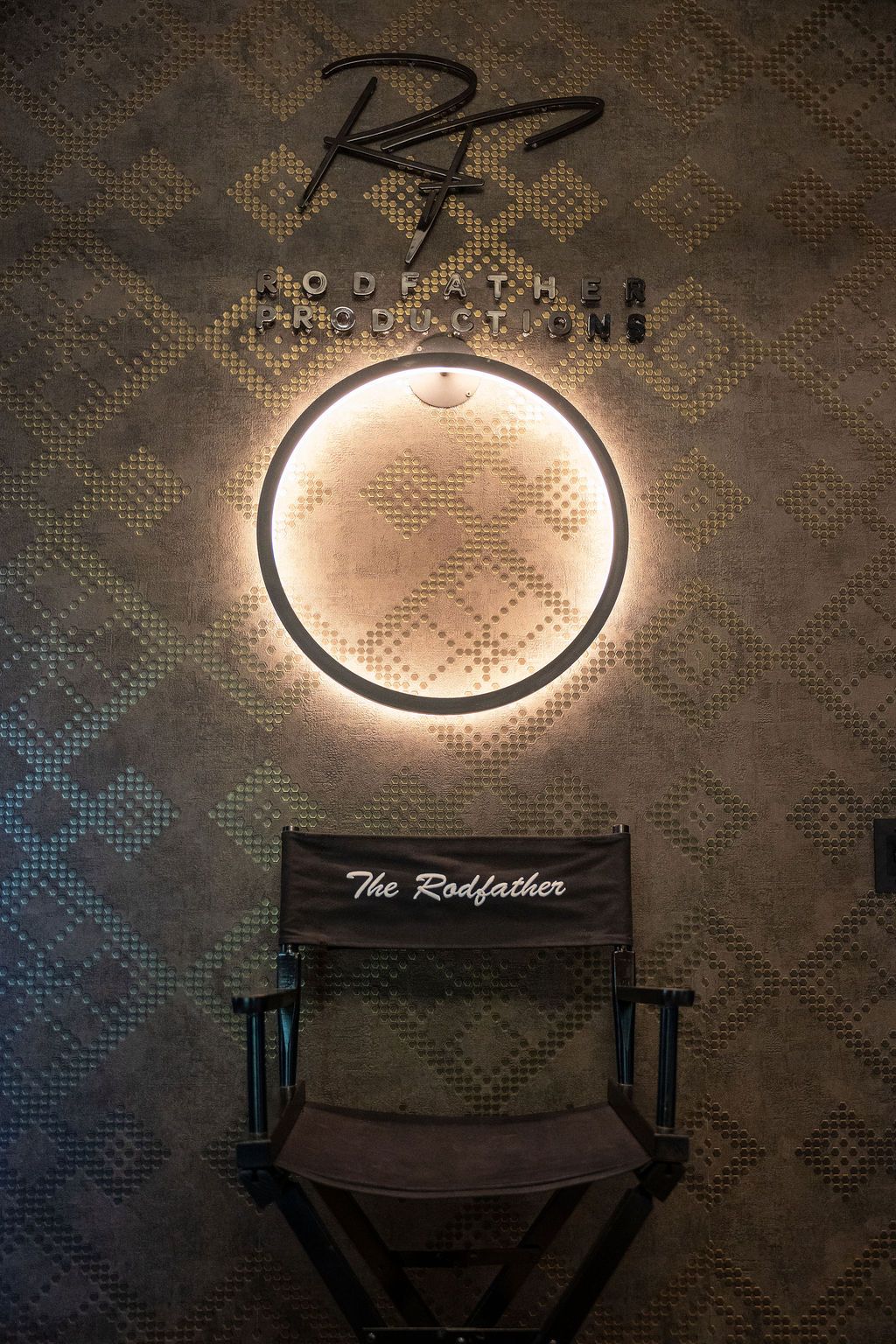 Director's chair with 