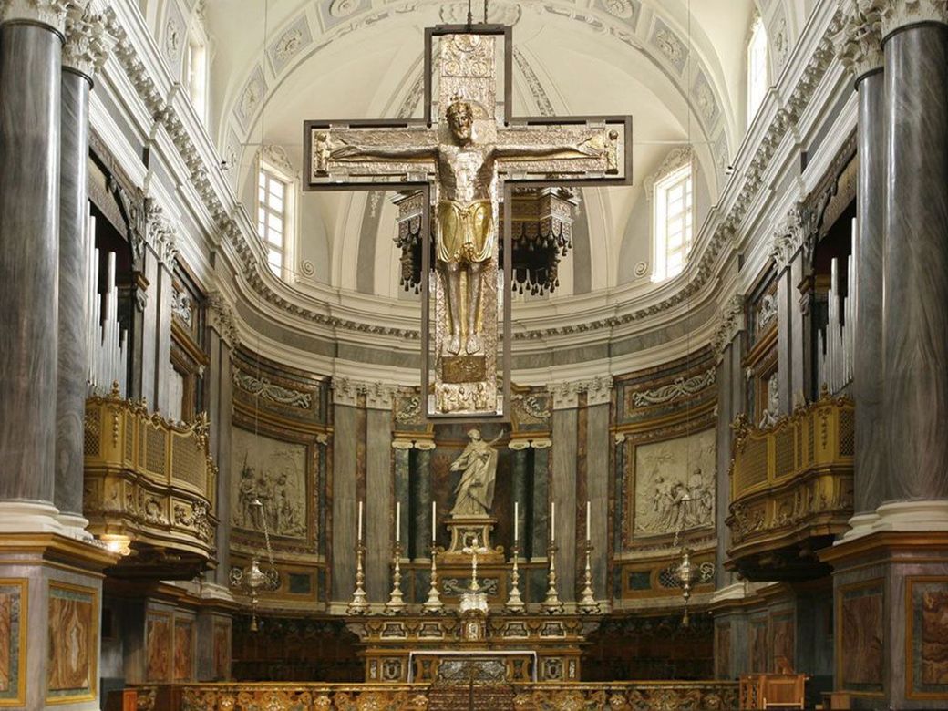 interno cattedrale sant'eusebio