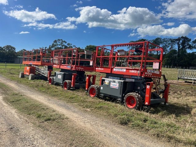 scissor lifts gold coast
