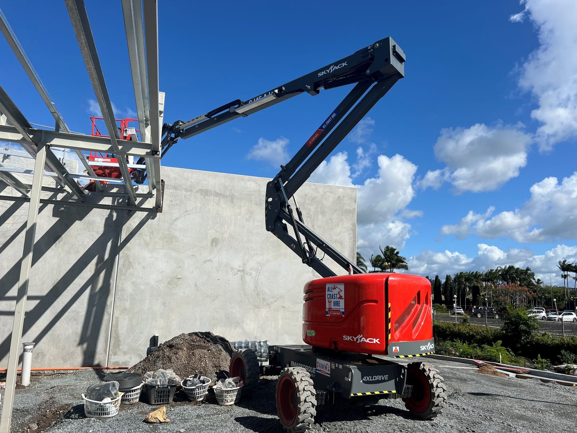 electric scissor lift hire gold coast