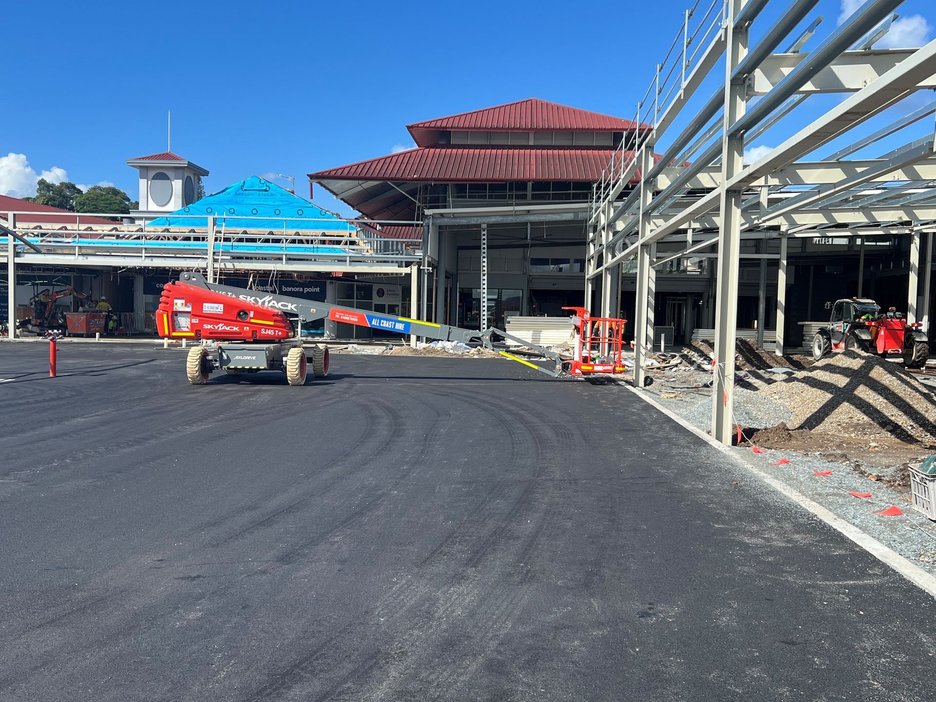 scissor lifts gold coast