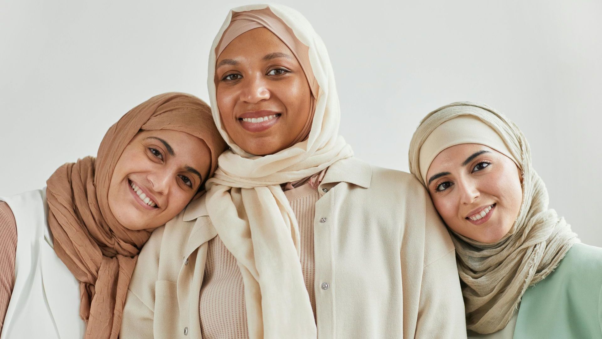 group of women smiling 