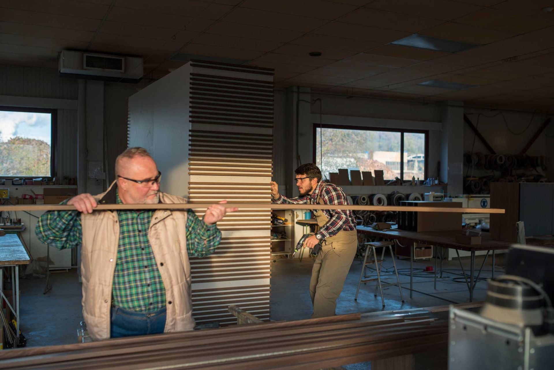 Senior carpenter checks the slats — Atlanta, GA — HomeBook Pro Linx