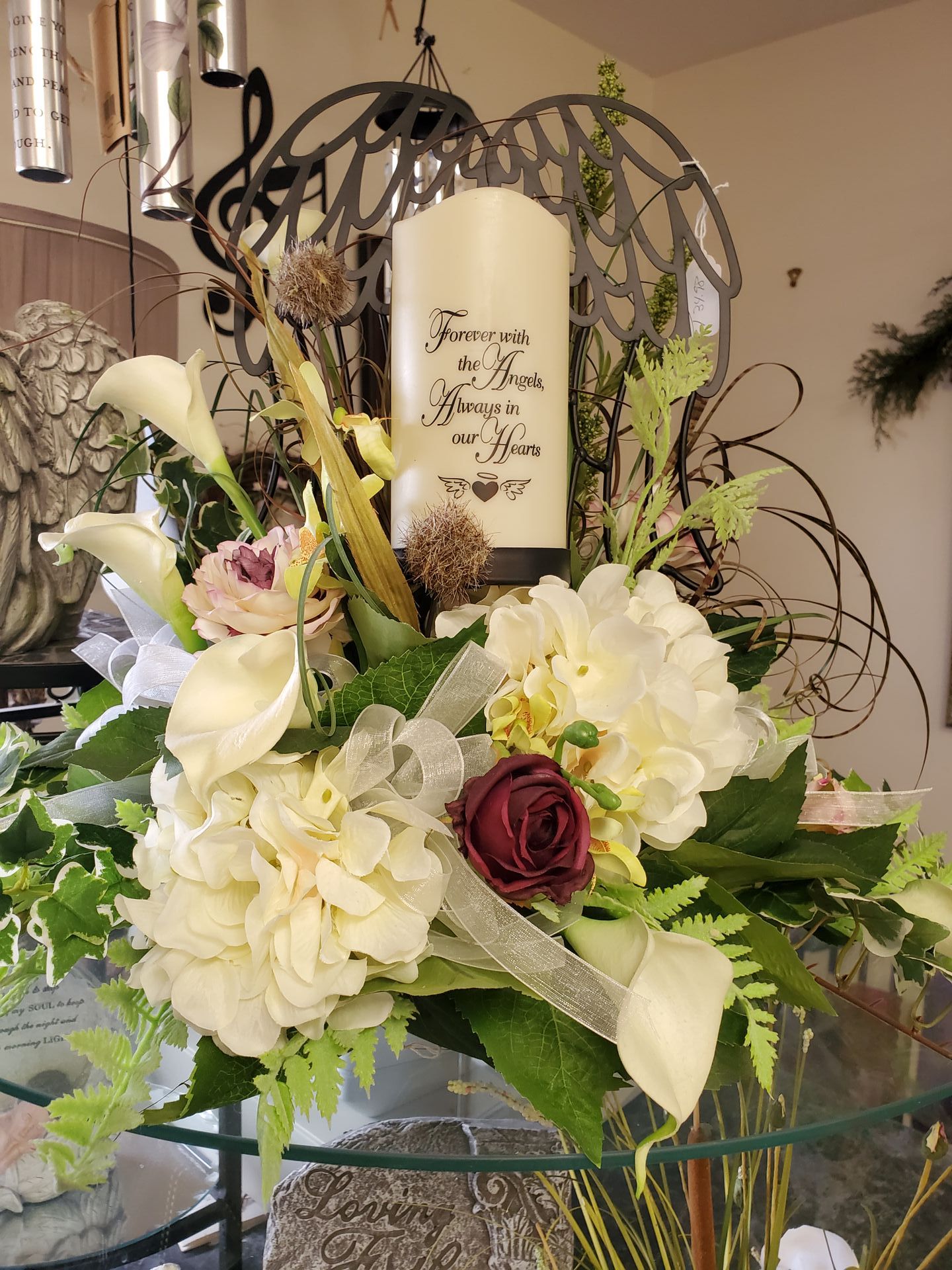 Funerals Zanesville, OH Elegant Décor N Floral Design