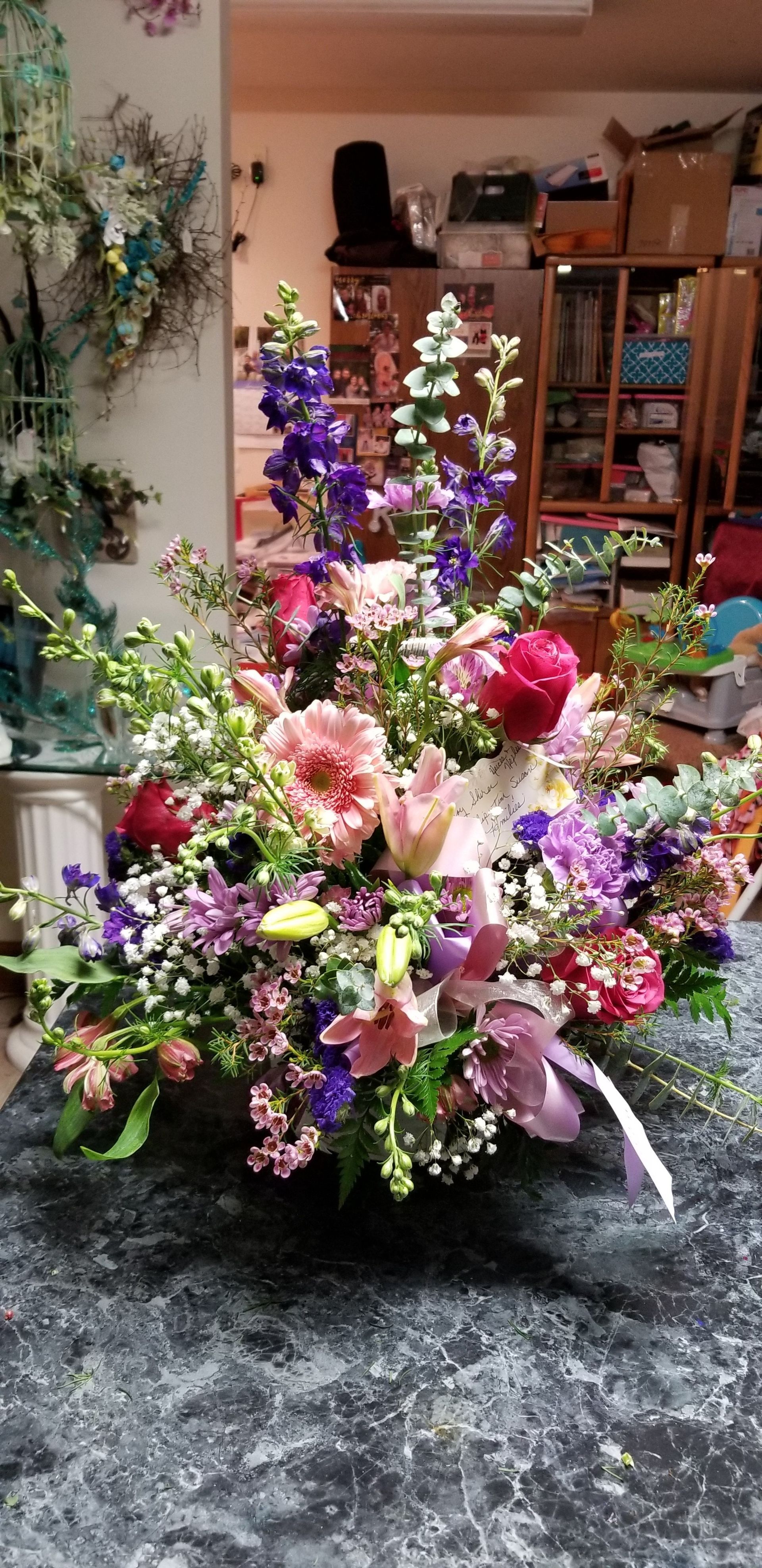 Funerals Zanesville, OH Elegant Décor N Floral Design