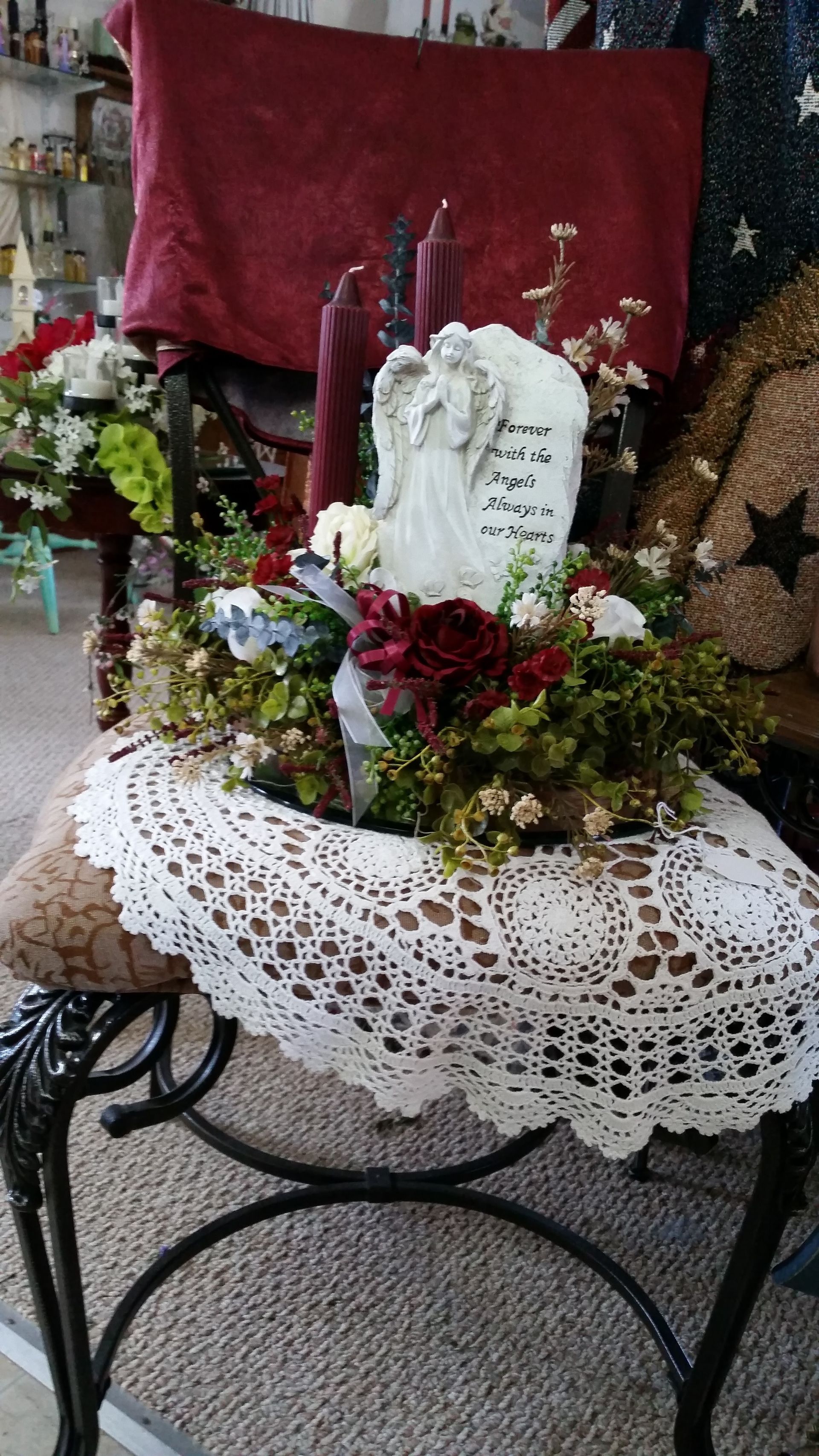 Funerals Zanesville, OH Elegant Décor N Floral Design