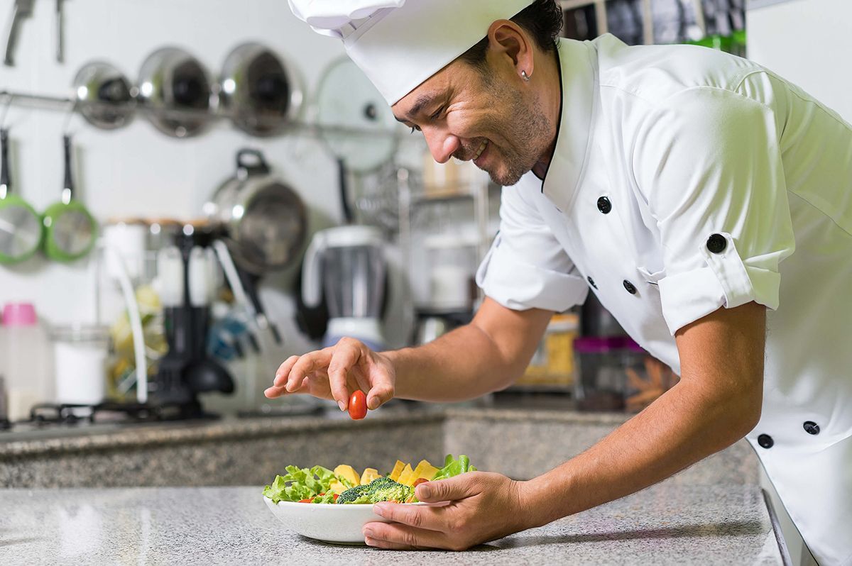 Personal chef: como cobrar por esse serviço?