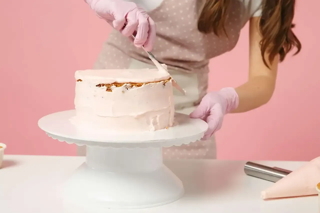 Recheios e coberturas de bolos e tortas: conheça os principais