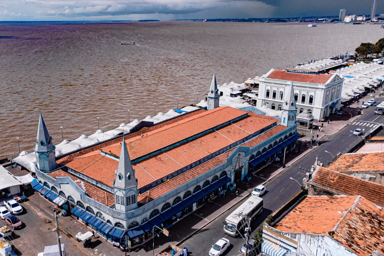 Vista aérea do mercado Ver-o-Peso em Belém do Pará