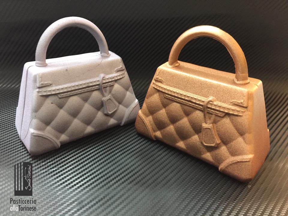 dolci mignon a forma di borsette