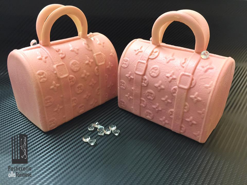 dolci a forma di borsette rosa