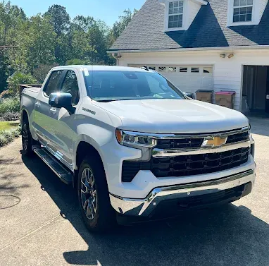 Chevy Silverado windshield replacement in Gainesville, GA
