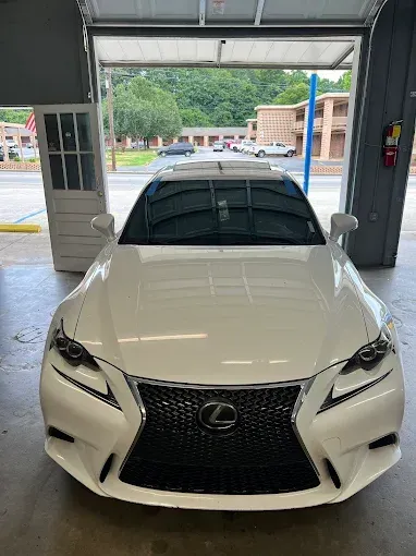 Lexus windshield replacement in Gainesville, GA