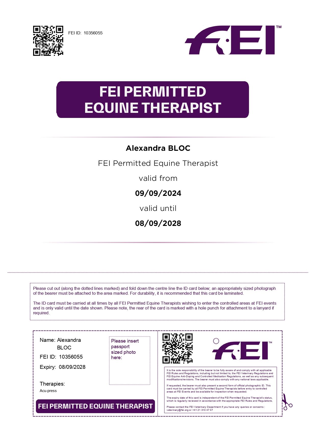 Carte de thérapeute équin agréée FEI ; bannière violette, nom d'Alexandra Elde, valable du 19/08/2024 au 18/08/2025.