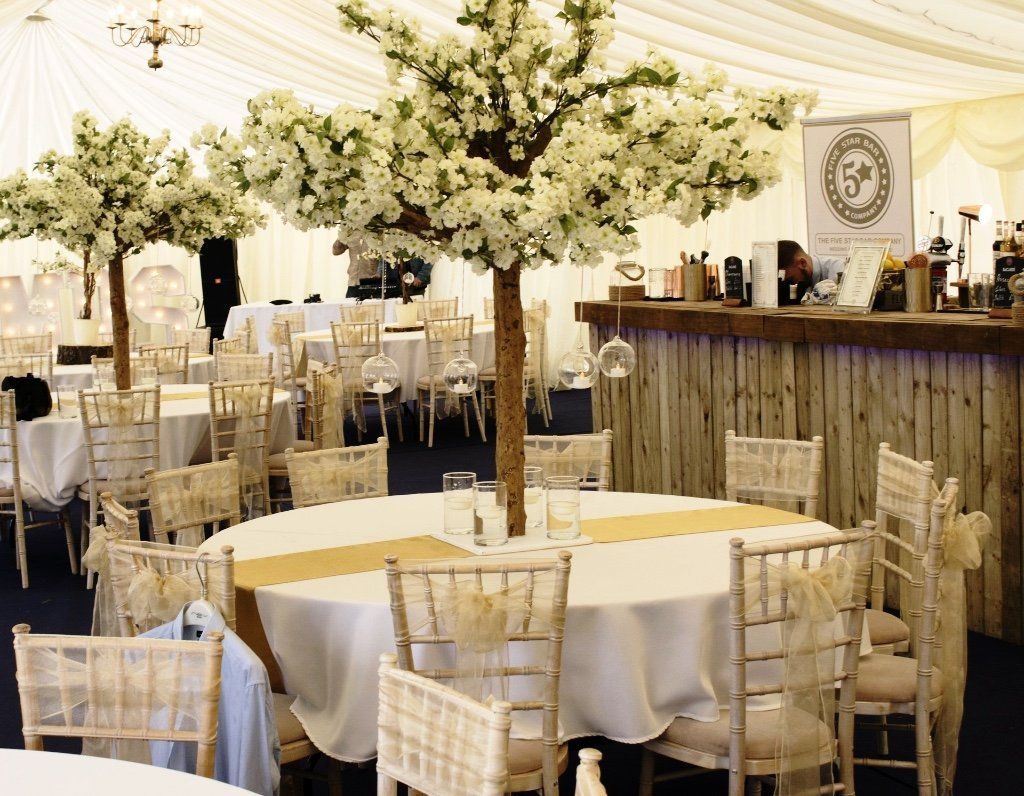 Wedding bar hire for Marquees, Tipis, Country Houses, Barns and other events.