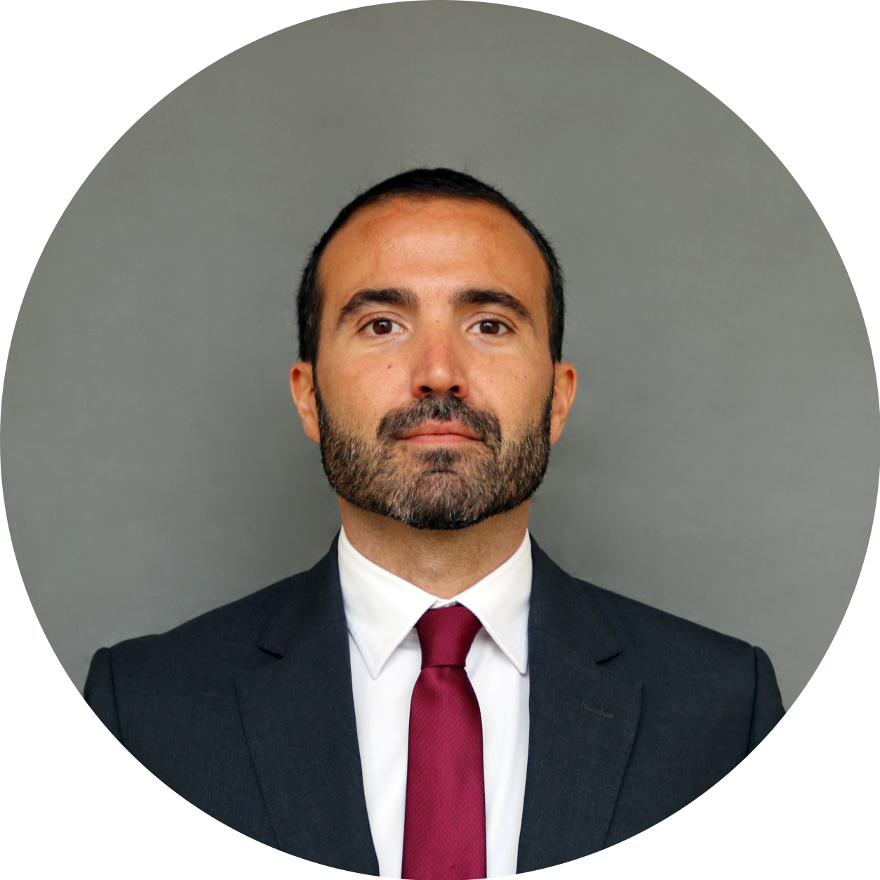 A photograph of Javier Mateo, a lawyer based in Lisbon