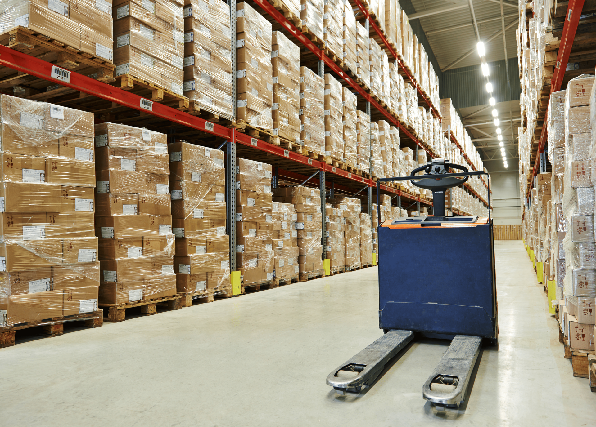a pick packer warehouse