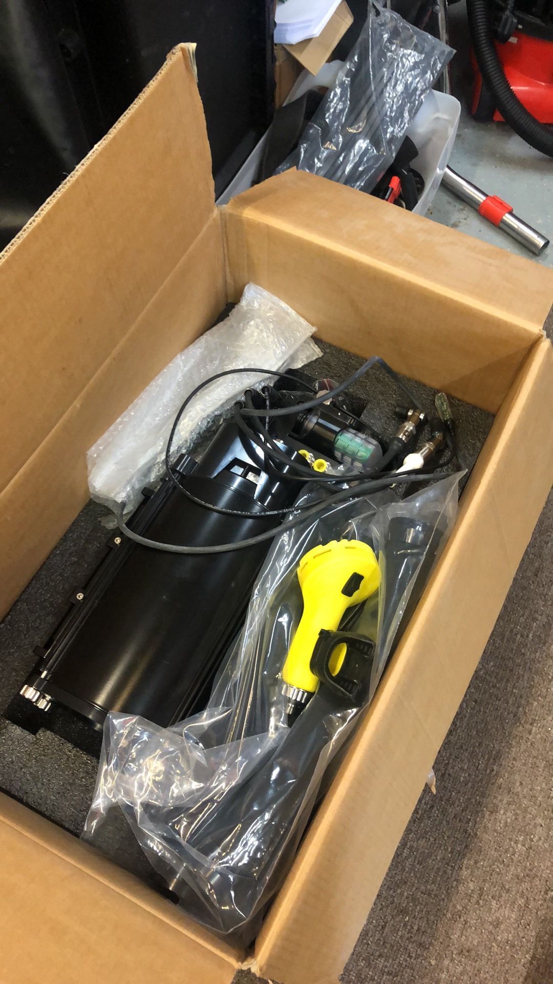 Second hand poseidon rebreathers & Poseidon regulators for sale