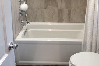 Clean Bath Tub — Warren, NJ — Z & B Fine Euro Construction