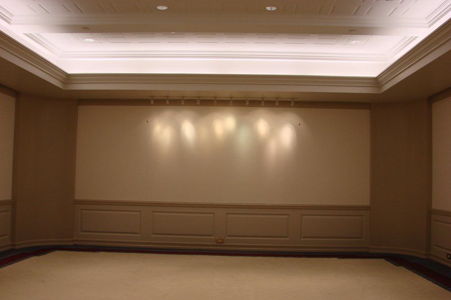 Empty Room With Lighting — Warren, NJ — Z & B Fine Euro Construction