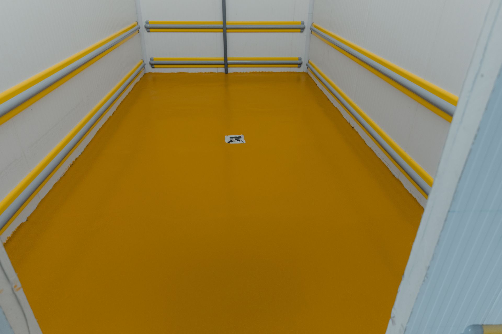 Epoxy Floor, Chemical Resistant, Storage