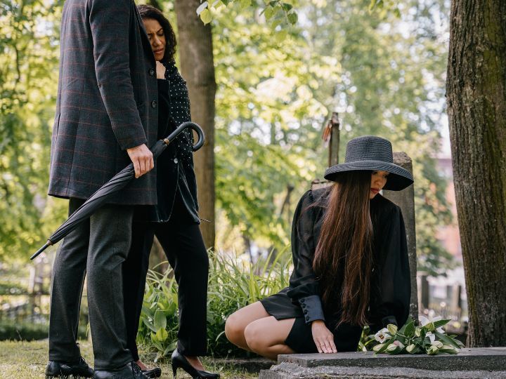 Understanding Graveside and Committal Services