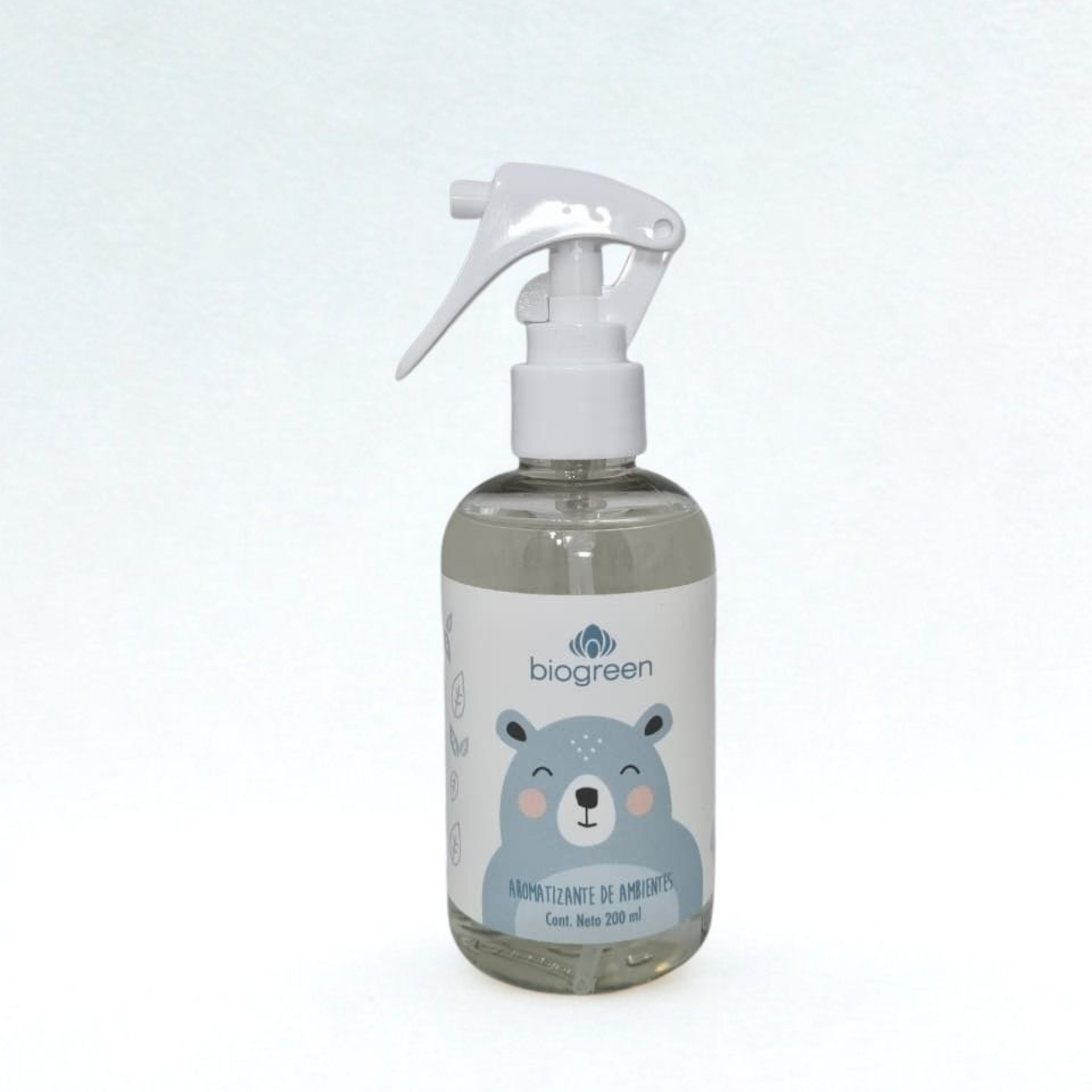 Botella de spray transparente con una etiqueta de un oso y un gatillo blanco