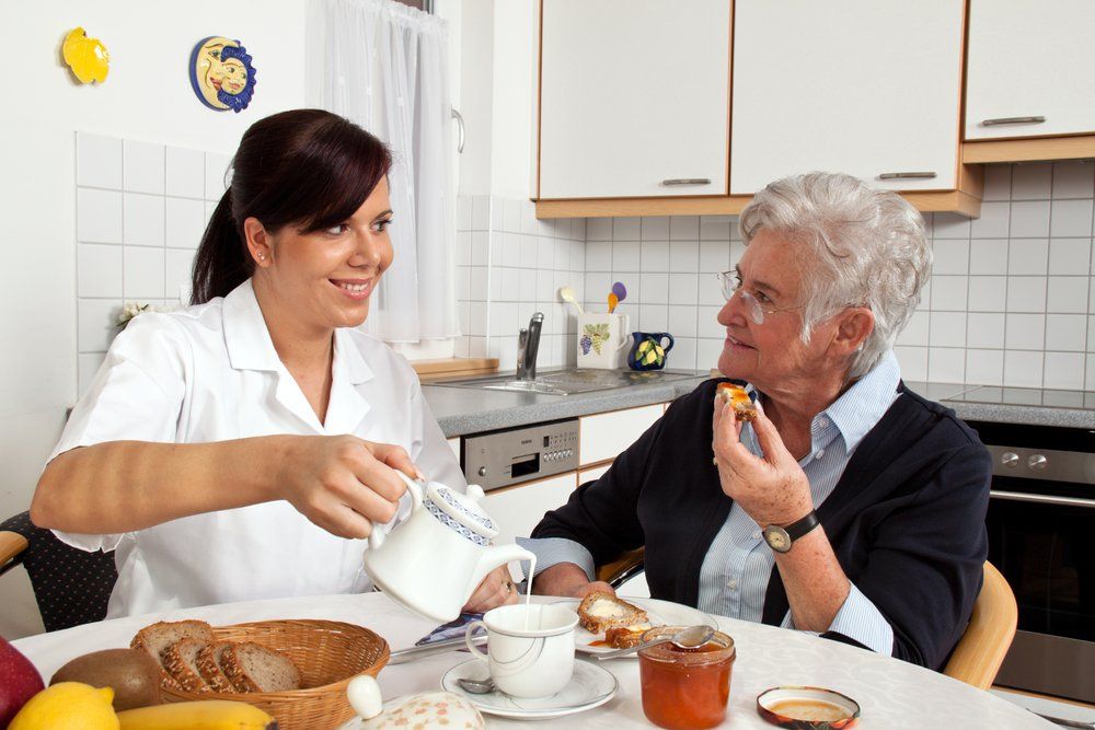 senior with daughter