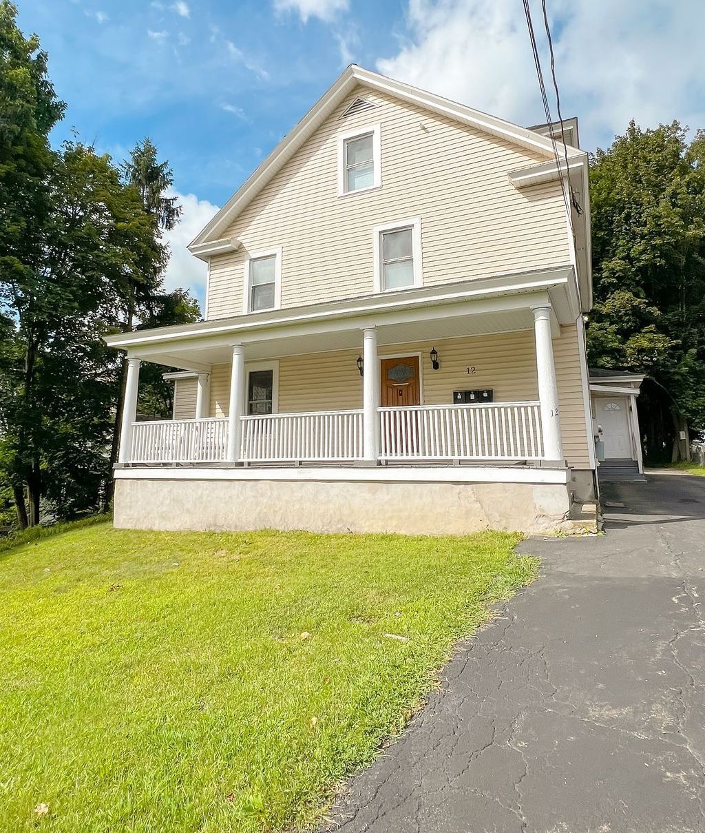 12 calvert outside view