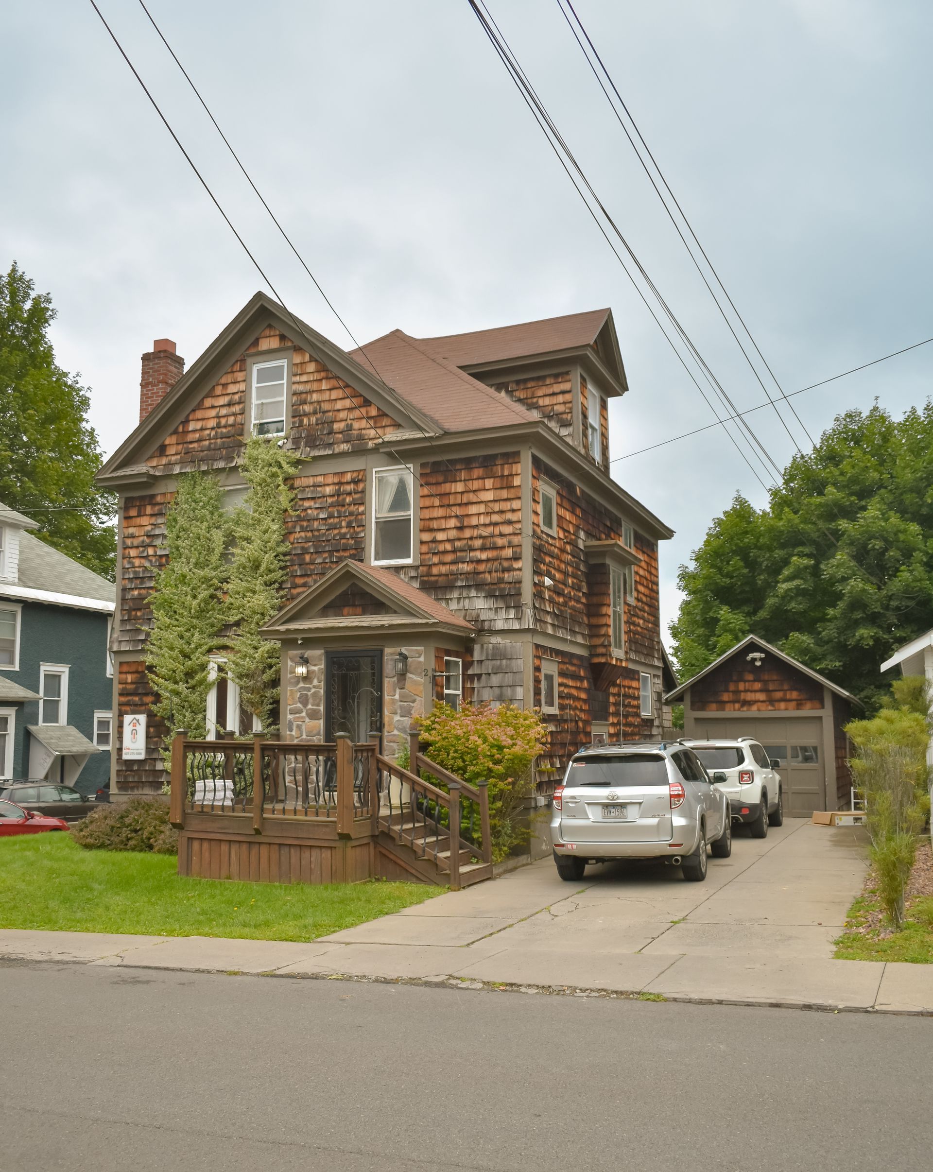 21 pleasant street outside view