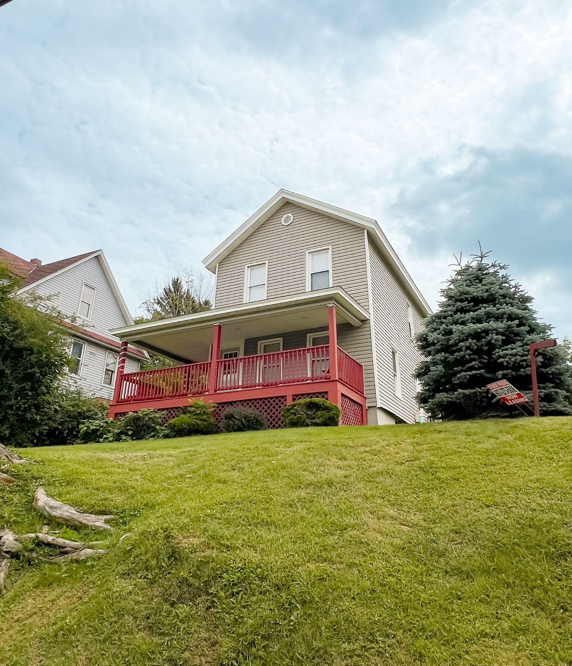 79 Groton outside view