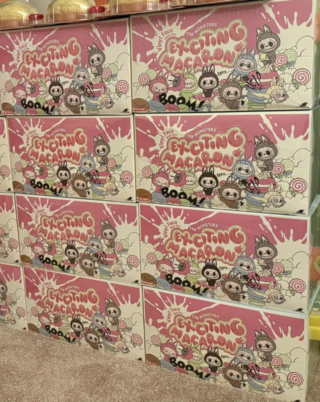 THE MONSTERS - Exciting Macaron Vinyl Face Blind Box