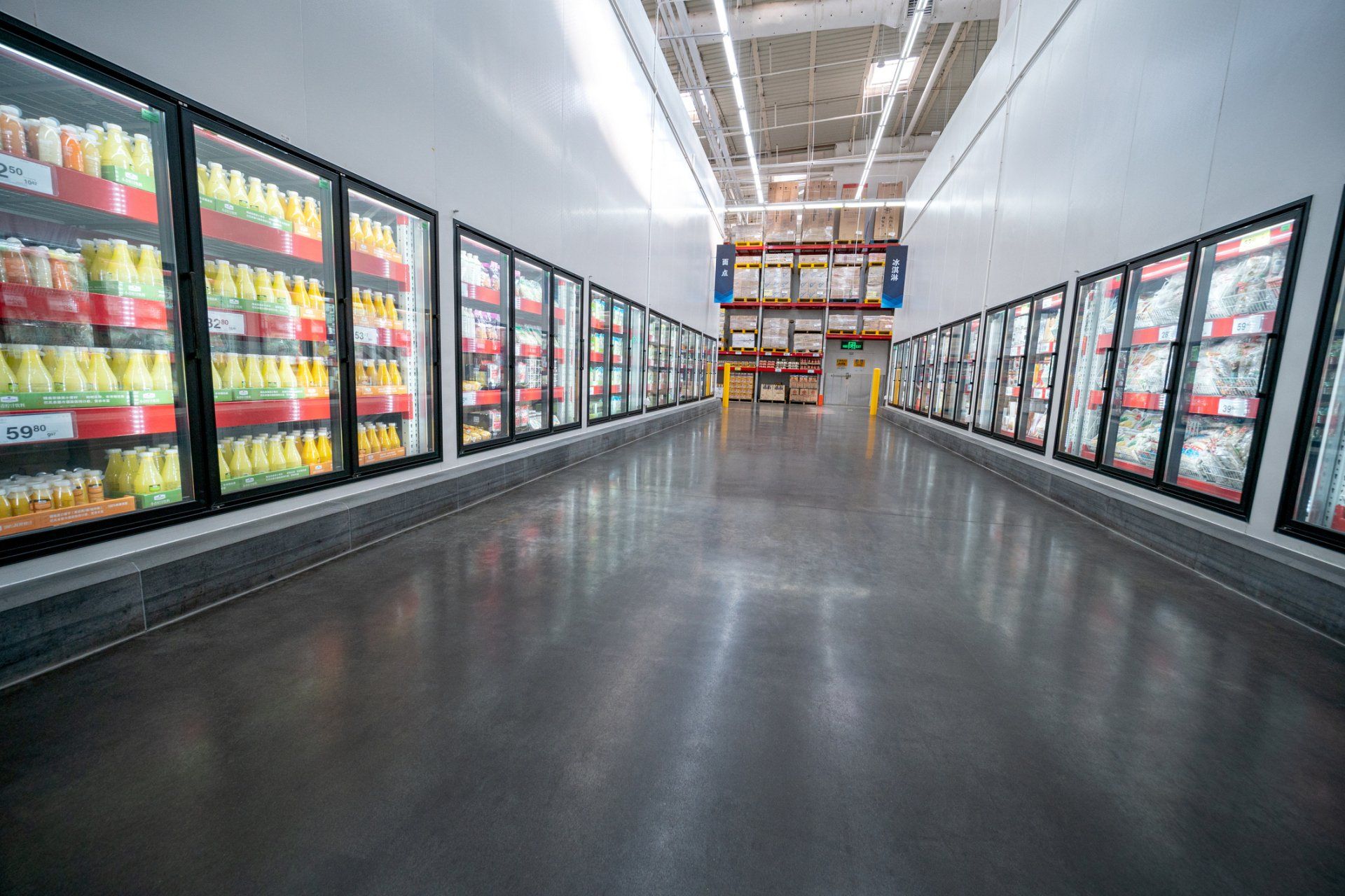 Refrigerated Commodity Containers In Large Supermarkets - Kallangar, QLD - The Chill Dude