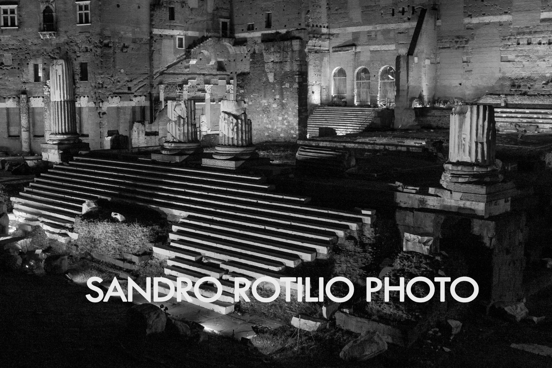 foto artistica di roma fori imperiali