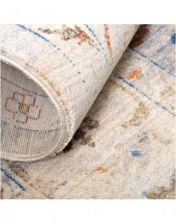 A close up of a rug with a pattern on it.