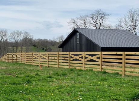 Farm Fence — Columbia, TN — Maury Fence Co., Inc. Farm Fence — Columbia, TN — Maury Fence Co., Inc.