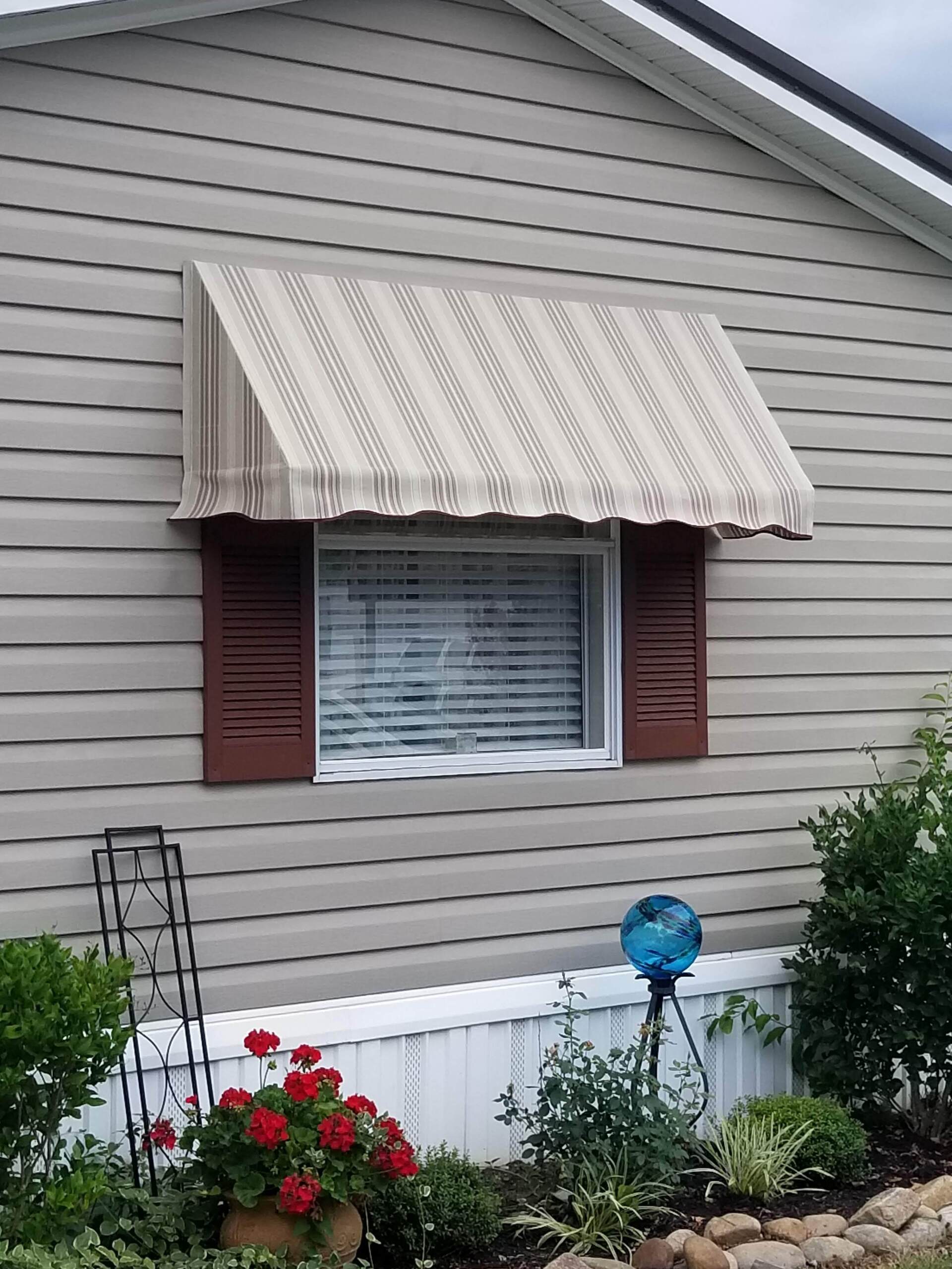 Retractable Screens in Somerset, KY Lexington Tent & Awning