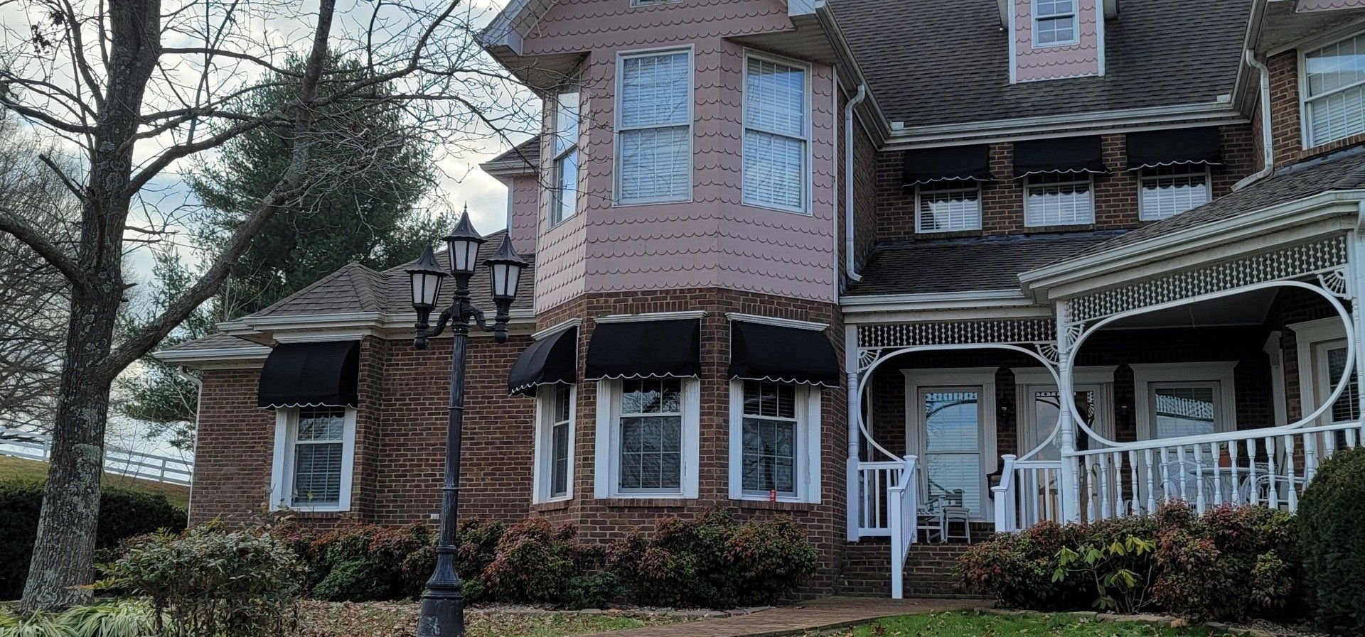Retractable Screens in Somerset, KY Lexington Tent & Awning