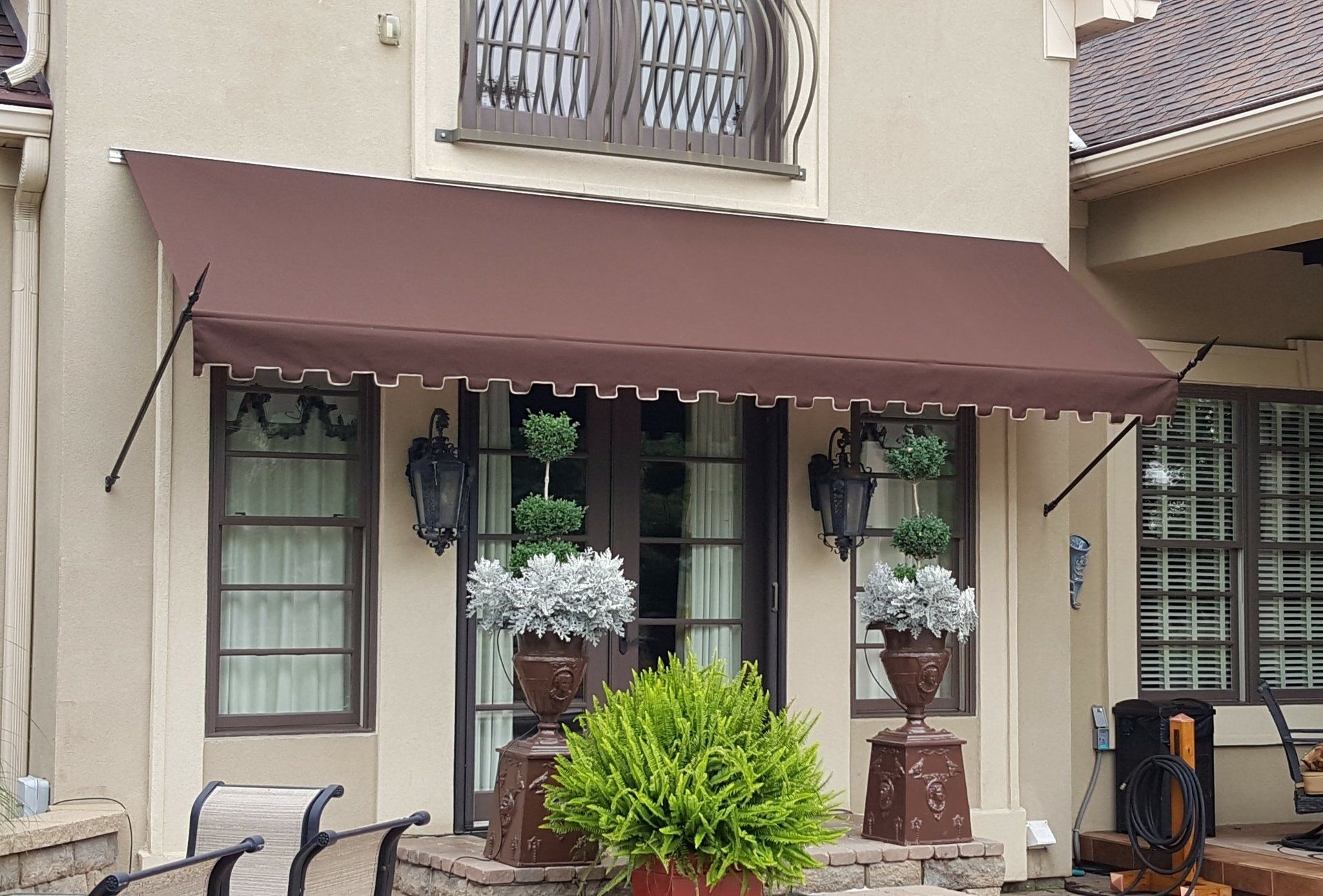 Retractable Screens in Somerset, KY Lexington Tent & Awning